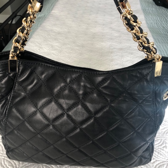 Michael Kors purse - Picture 2 of 4